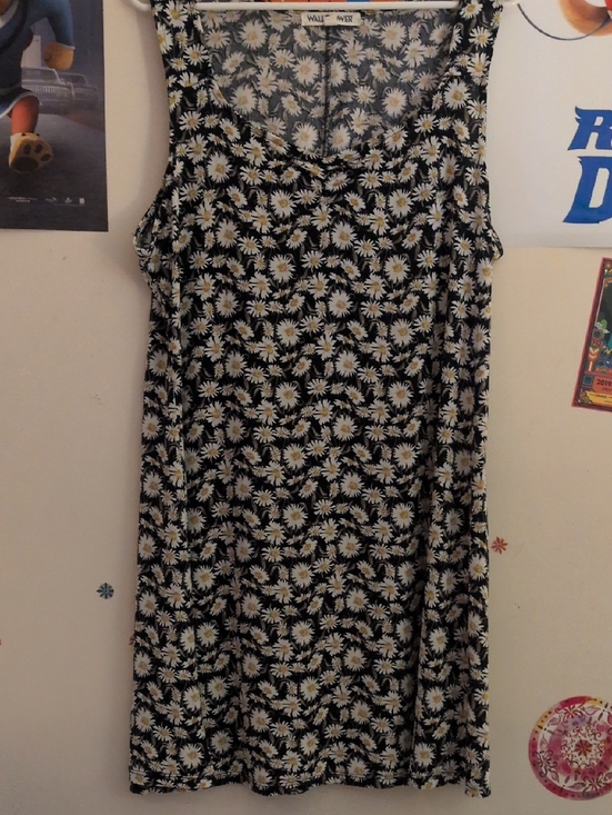 Wallflower Dresses & Skirts - Wallflower Daisy Print Sleeveless Dress Size XXL